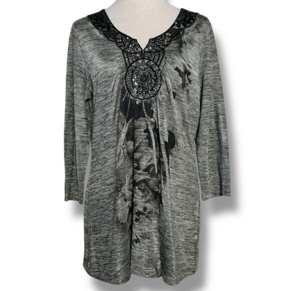 Covington Top Beaded Reflective Tunic Lace Floral 3/4 Sleeve Long Blouse Gray XL - Picture 9 of 16